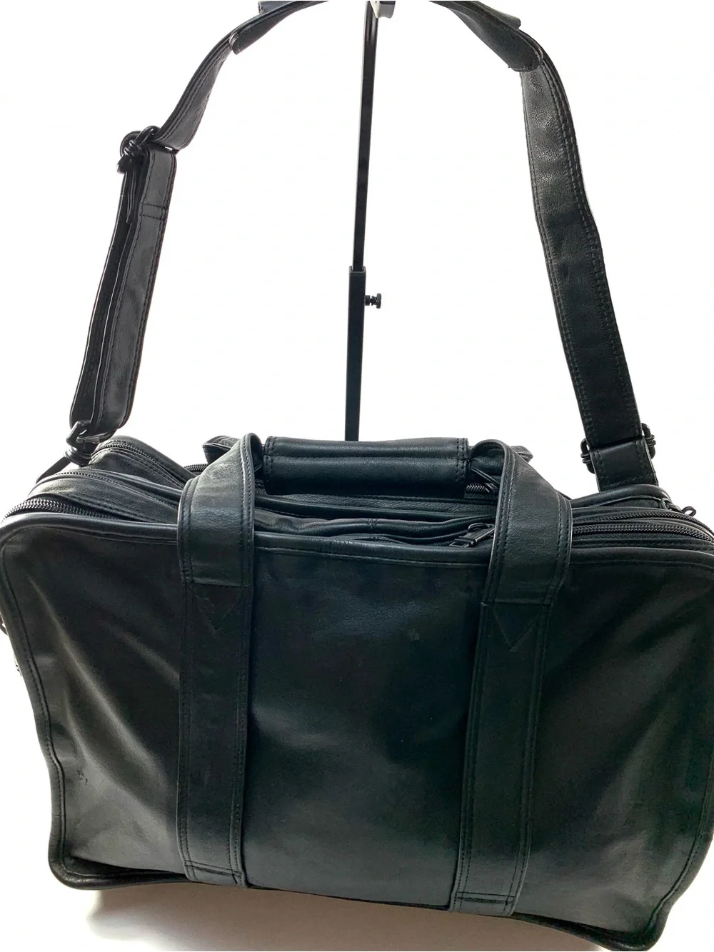 Tumi Black Leather Business Briefcase Adjustable Shoulder Strap Expandable MINT